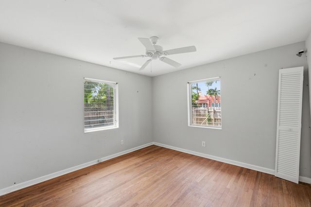 303 Cornell Drive, Lake Worth Beach, FL 33460