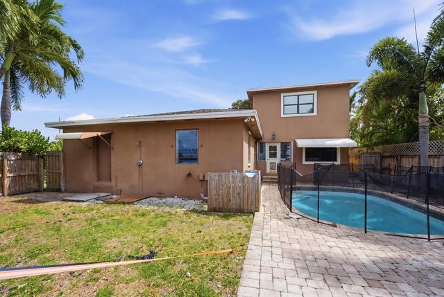 303 Cornell Drive, Lake Worth Beach, FL 33460