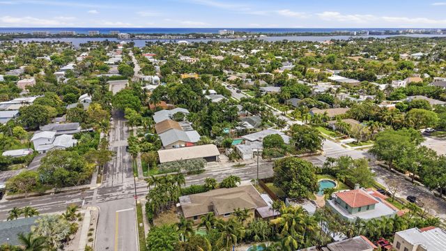 303 Cornell Drive, Lake Worth Beach, FL 33460