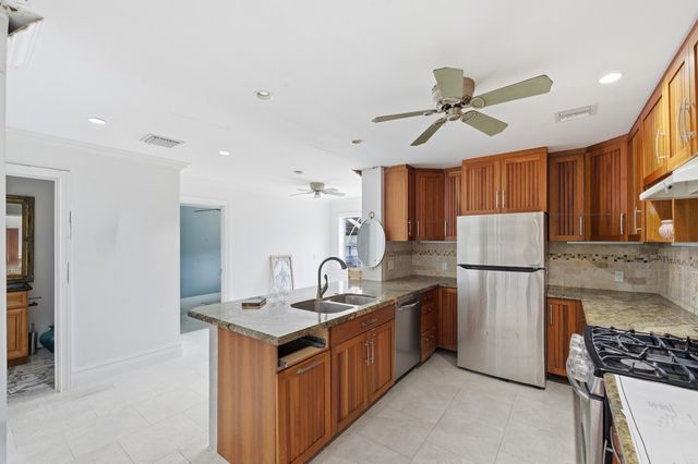 303 Cornell Drive, Lake Worth Beach, FL 33460