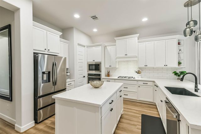 18819 Halter Meadow Trail, Tomball, TX 77377