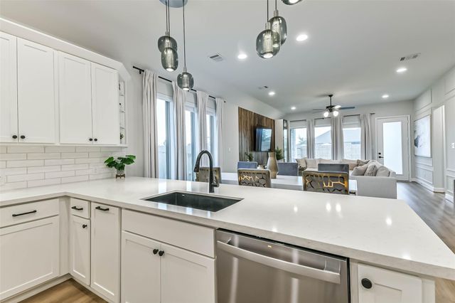 18819 Halter Meadow Trail, Tomball, TX 77377