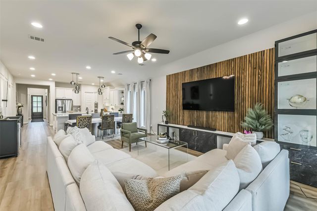18819 Halter Meadow Trail, Tomball, TX 77377
