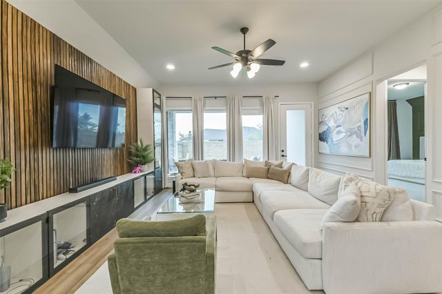 18819 Halter Meadow Trail, Tomball, TX 77377