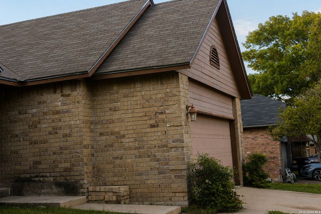 8419 Tiguex, Universal City, TX 78148