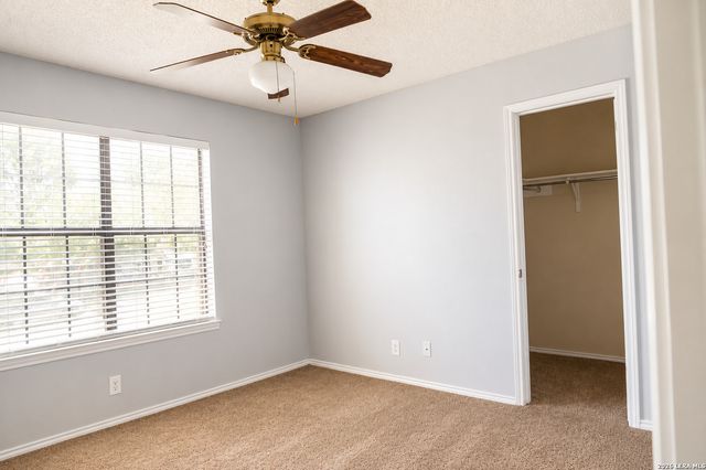 8419 Tiguex, Universal City, TX 78148