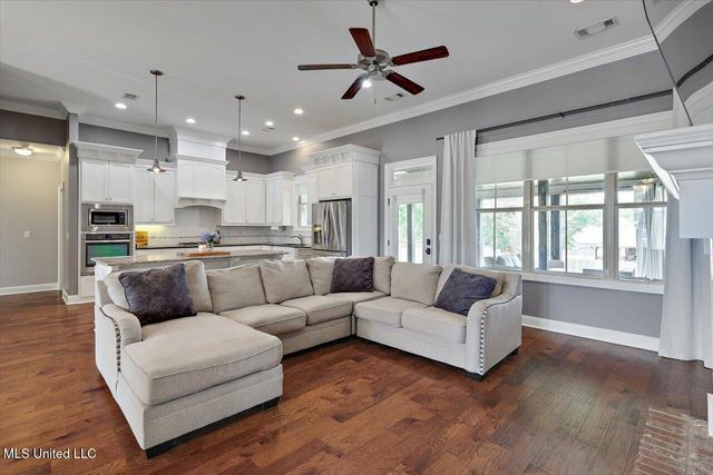 153 Hampton Hills Boulevard, Canton, MS 39046