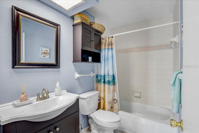 222 GLENWOOD AVENUE, Osprey, FL 34229
