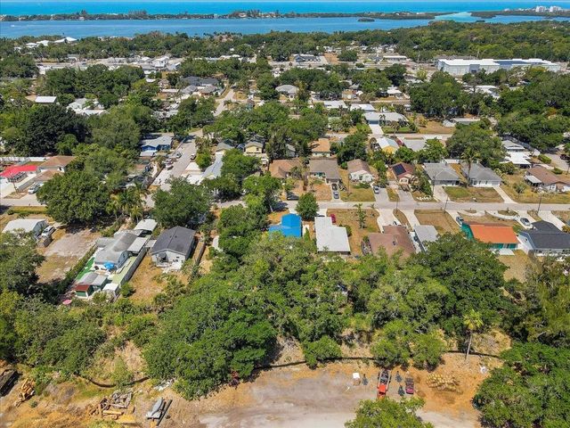 222 GLENWOOD AVENUE, Osprey, FL 34229