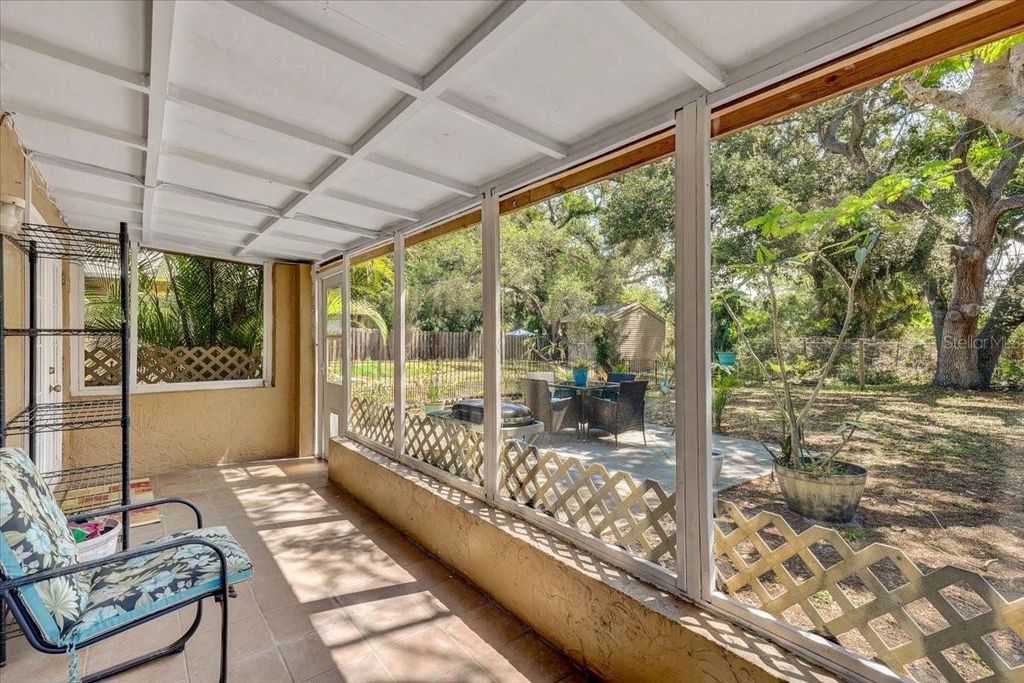 Image 25 of property listing at 222 GLENWOOD AVENUE, Osprey, FL 34229