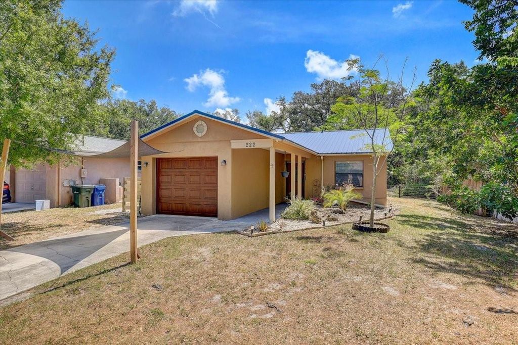Image 36 of property listing at 222 GLENWOOD AVENUE, Osprey, FL 34229