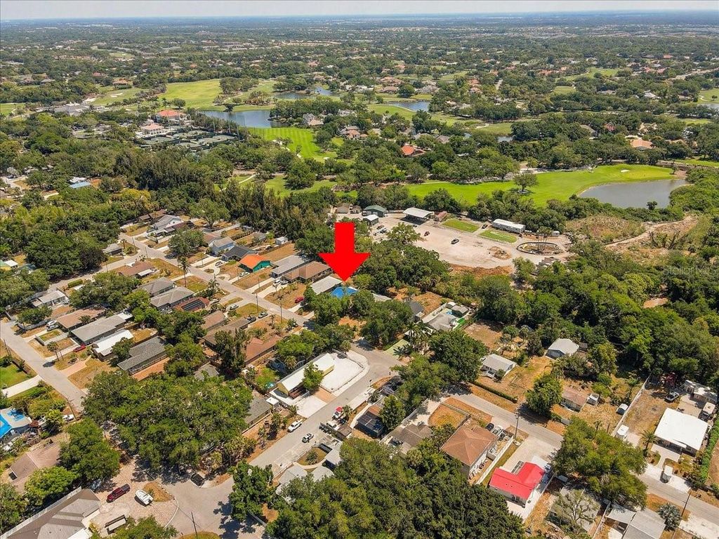 Image 42 of property listing at 222 GLENWOOD AVENUE, Osprey, FL 34229