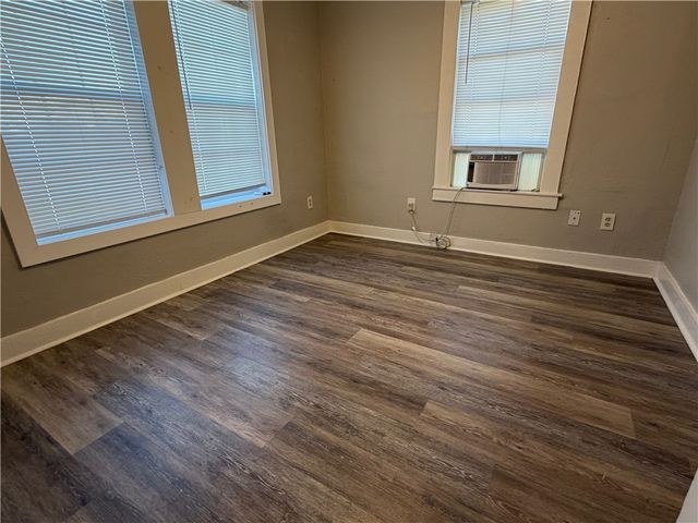 2402 Segrest St, Corpus Christi, TX 78405