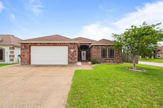 6821 Sir Moses Pl, Corpus Christi, TX 78414