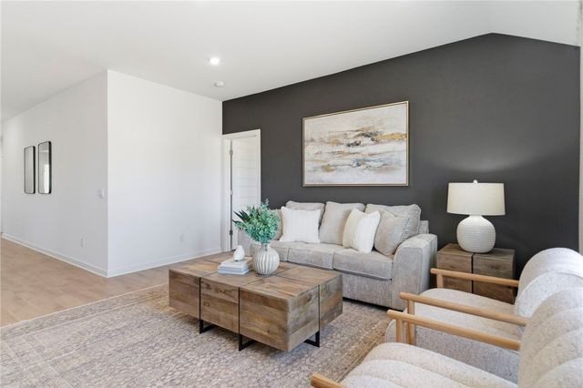 3100 Rosalee Lane, Centerton, AR 72736