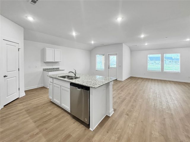 3100 Rosalee Lane, Centerton, AR 72736