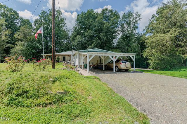 6869 87, Graham, NC 27253