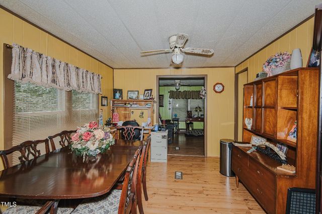 6869 87, Graham, NC 27253