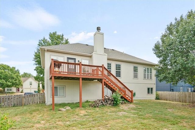 18424 S Juniper Street, Gardner, KS 66030