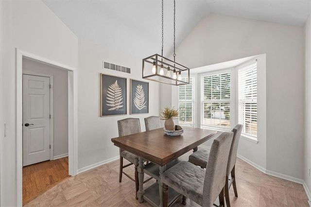 18424 S Juniper Street, Gardner, KS 66030
