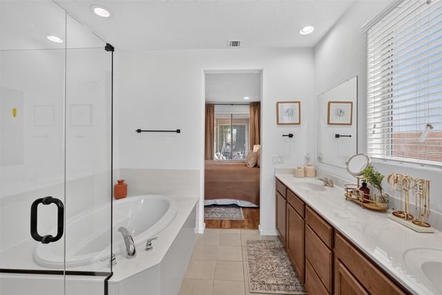 4925 Venado Peak, Santa Fe, NM 87507