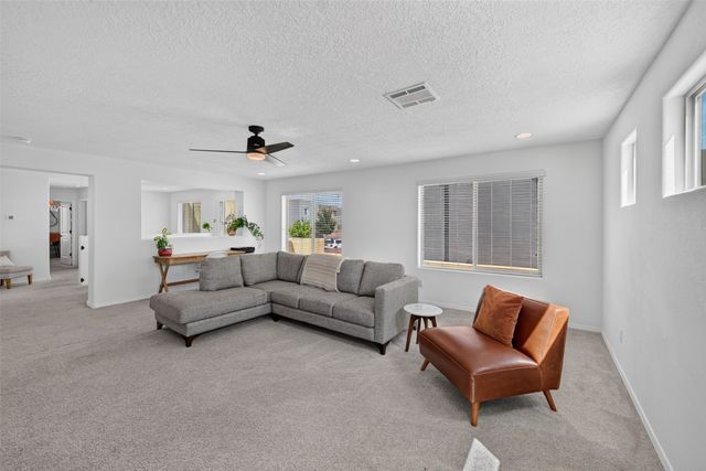 4925 Venado Peak, Santa Fe, NM 87507