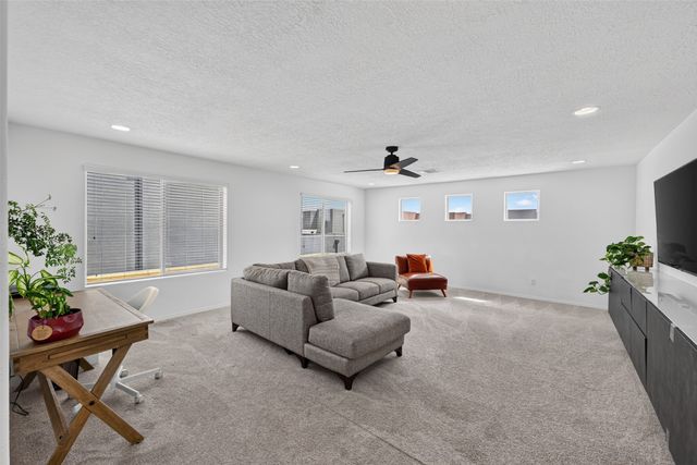 4925 Venado Peak, Santa Fe, NM 87507