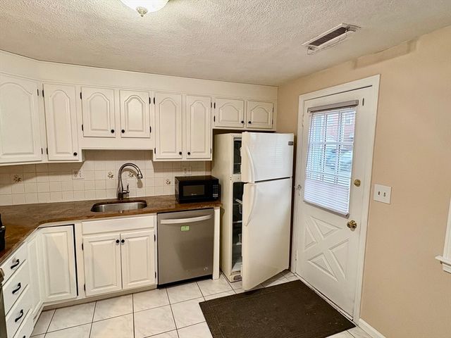 224 Park Street B2, Stoneham, MA 02180