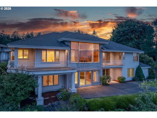 11719 Se SOLOMON Ct, Happy Valley, OR 97086