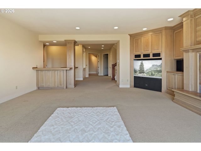 11719 Se SOLOMON Ct, Happy Valley, OR 97086