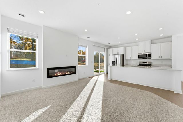 10514 Harbor Lane N, Maple Grove, MN 55369