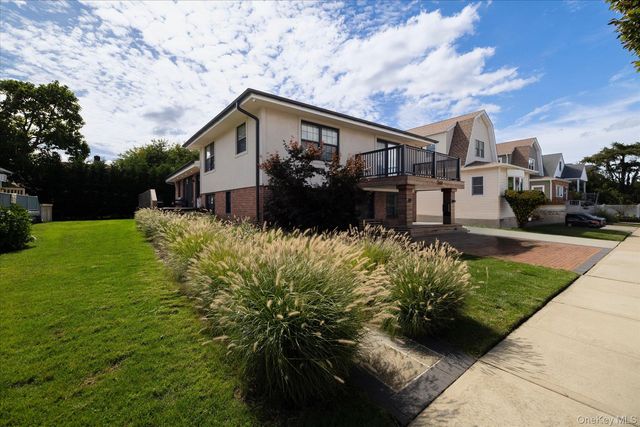 344 E Beech Street Upper, Long Beach, NY 11561