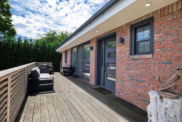 344 E Beech Street Upper, Long Beach, NY 11561