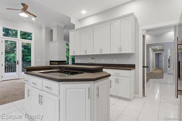 3040 Oak Moss Court, Fort Gratiot, MI 48059