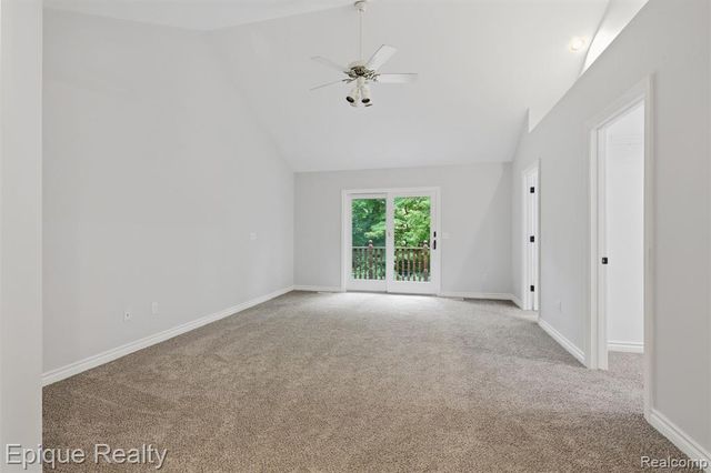 3040 Oak Moss Court, Fort Gratiot, MI 48059