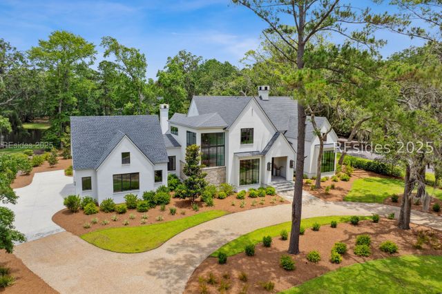 2 Kittansett Ct, Bluffton, SC 29910