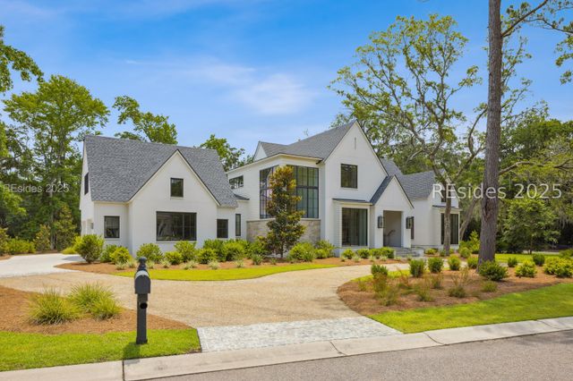 2 Kittansett Ct, Bluffton, SC 29910