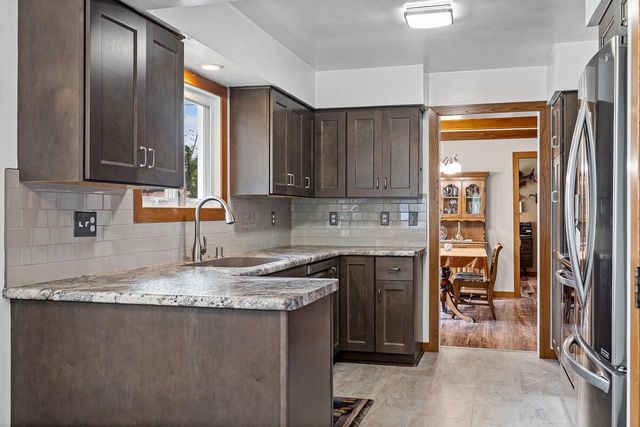 2720 32nd STREET S, La Crosse, WI 54601