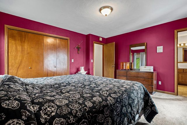 2720 32nd STREET S, La Crosse, WI 54601
