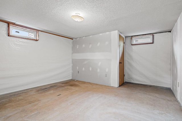 2720 32nd STREET S, La Crosse, WI 54601