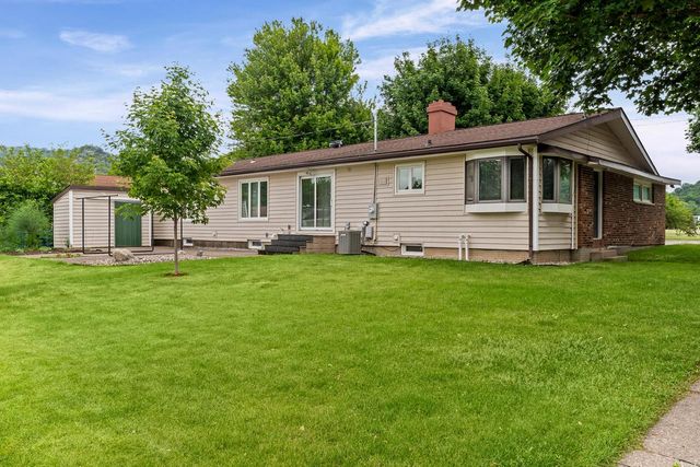2720 32nd STREET S, La Crosse, WI 54601