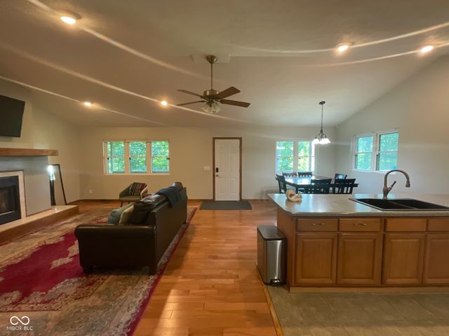 269 S Troutman Drive, Rockville, IN 47872