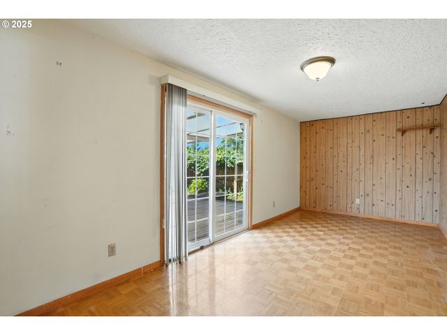 8503 Ne 25TH St, Vancouver, WA 98662