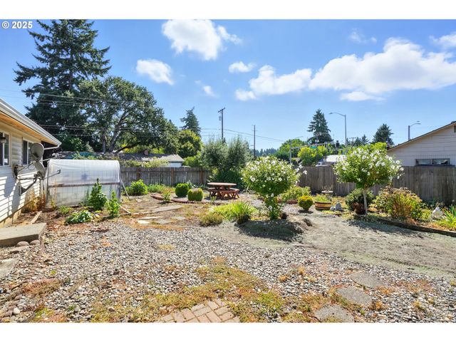 8503 Ne 25TH St, Vancouver, WA 98662