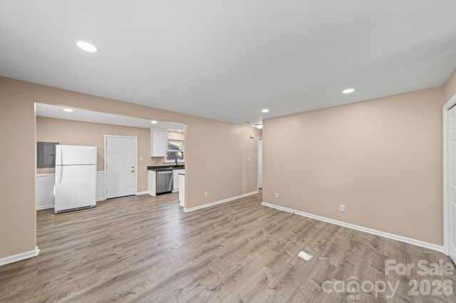 5045 Curtiswood Drive, Charlotte, NC 28213