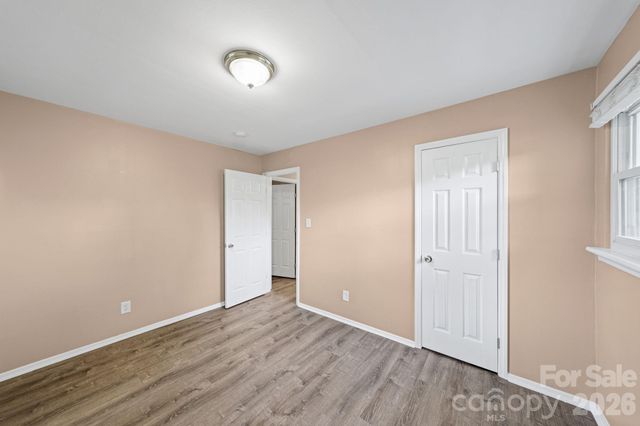 5045 Curtiswood Drive, Charlotte, NC 28213