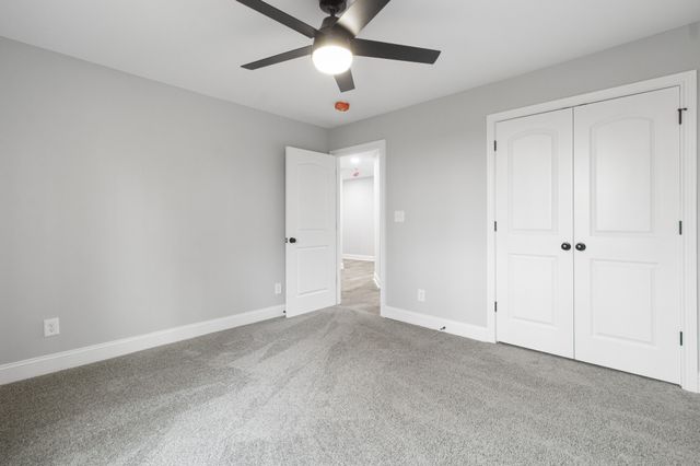 2125 Powell Rd, Clarksville, TN 37043