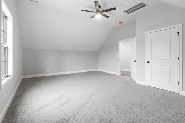 2125 Powell Rd, Clarksville, TN 37043