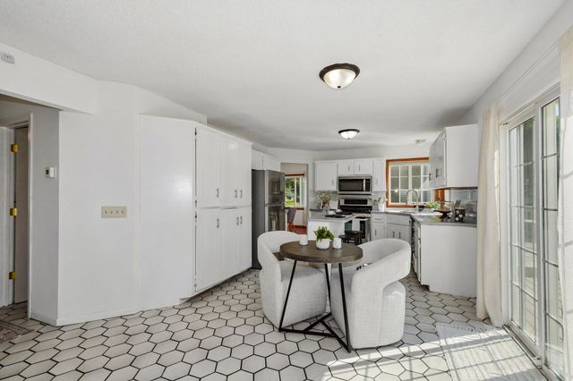 9142 Woodhall Crossing N, Brooklyn Park, MN 55443