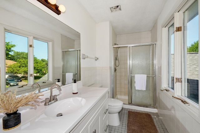 9142 Woodhall Crossing N, Brooklyn Park, MN 55443